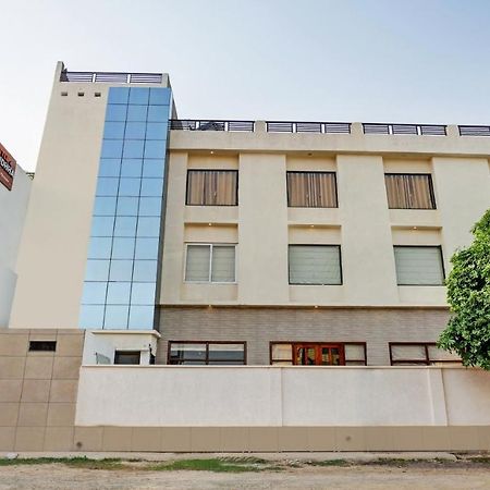 Treebo Little Budhha Varanasi Exterior photo